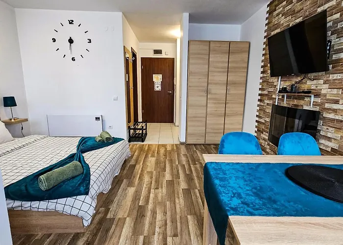 Daire Forest View D25 *